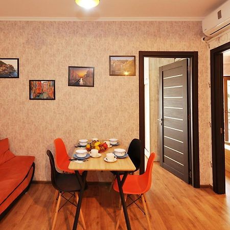 Apartment Art Django Old Avlabari Tbilisi Bagian luar foto