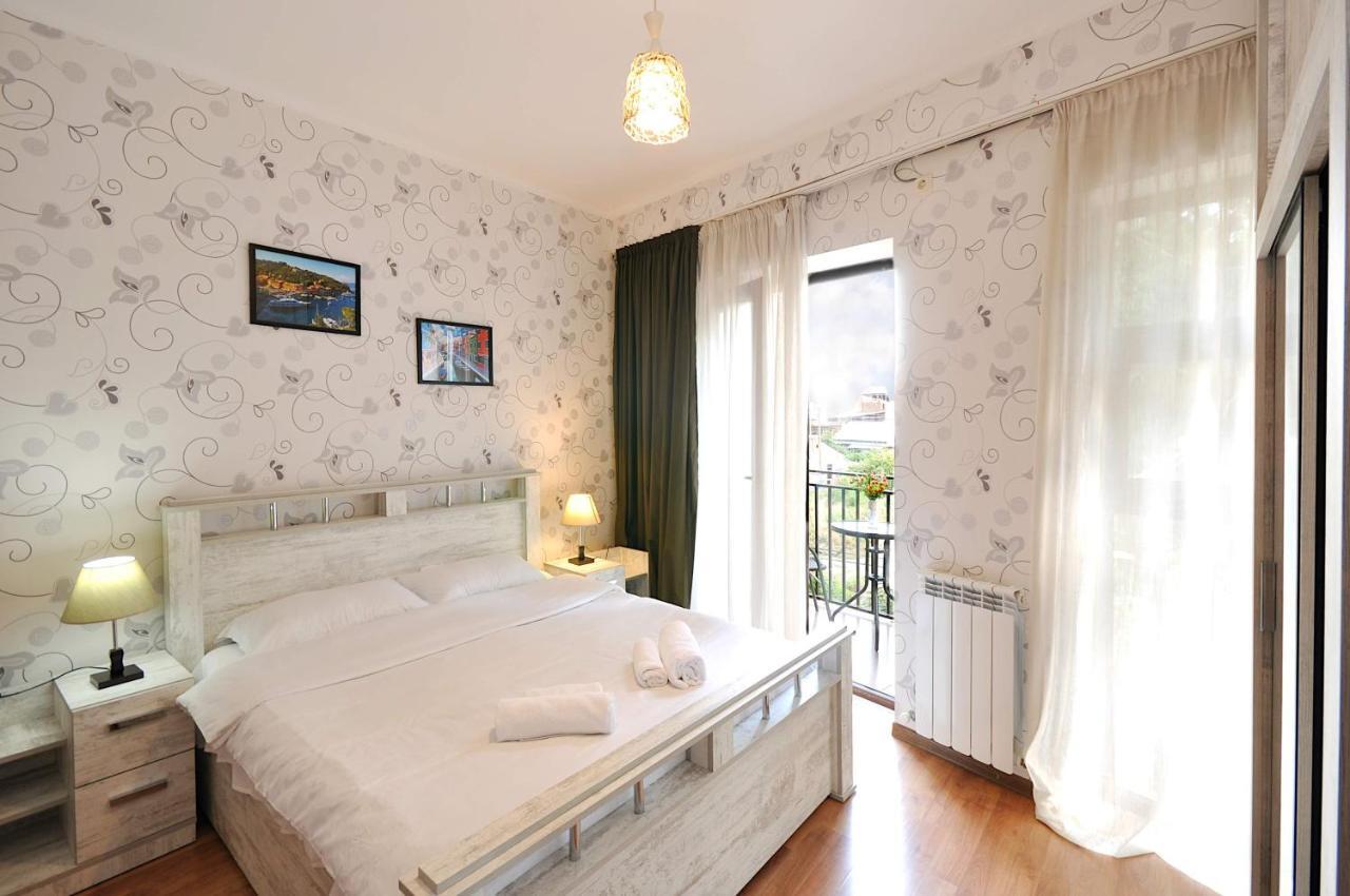 Apartment Art Django Old Avlabari Tbilisi Bagian luar foto