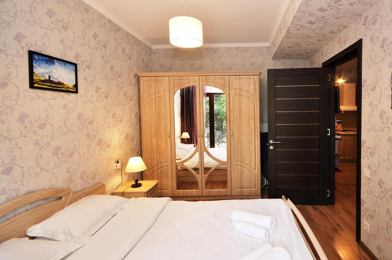 Apartment Art Django Old Avlabari Tbilisi Bagian luar foto